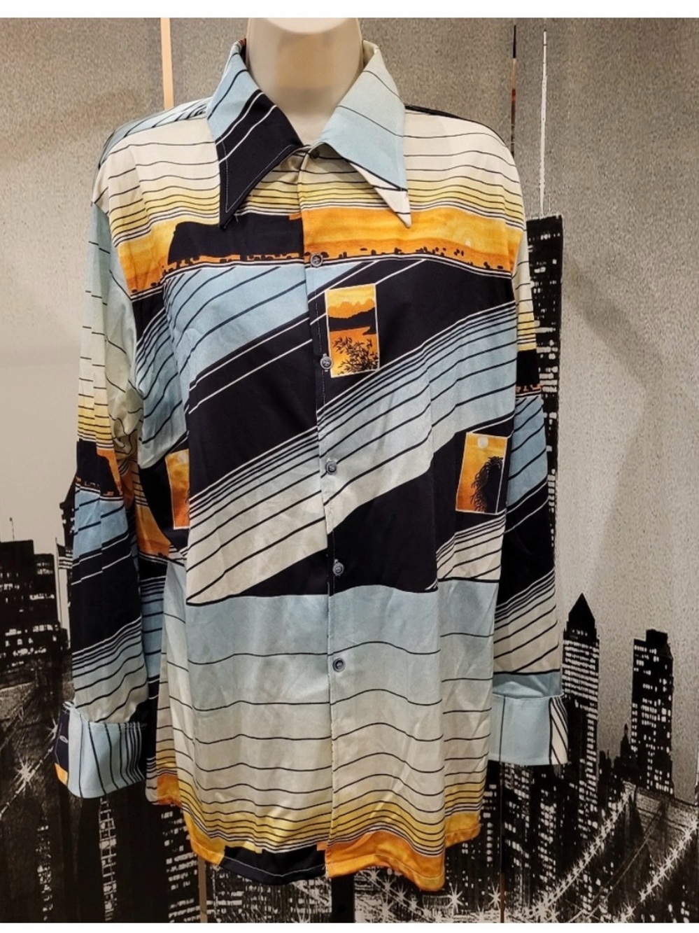 Van by Van Heusen 100% nylon vintage 70s long sleeve butterfly collar